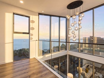 Gallery Walls, Ocean Ceilings