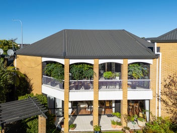 A hidden garden retreat in Remuera