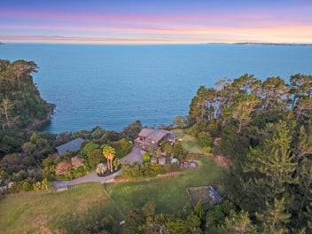 Private Coastal Sanctuary With Beach Access