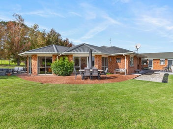Peaceful Haven for Family, Hobbies & Sunsets