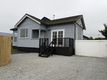 Image 1 of 20