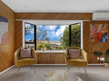 Classic Kiwi Living with Space, Views & Potential