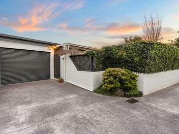 Owners Upsizing - Must Be Sold!
