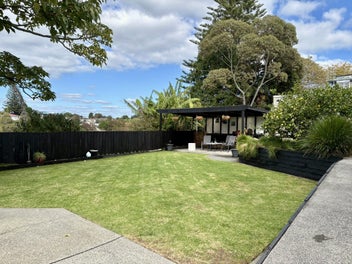 Spacious Family Living on Generous Freehold Site