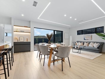 High Stud, Coastal Living in Ara Hills