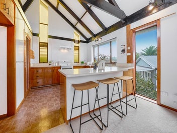 Legal Home Income on 1148sqm Freehold Land