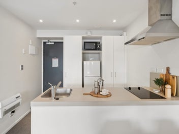 Modern City Living - SOHO Apartment