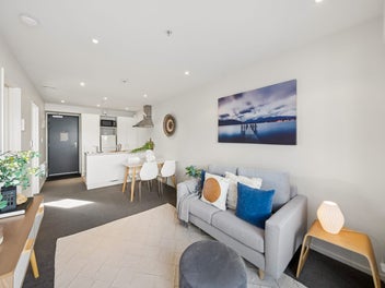 SOHO Sweet Spot - Views, Location, Value