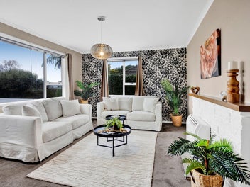 1940s Charm With Space, Potential & Convenience