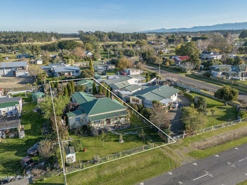 Vintage Victorian Villa!