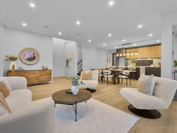 Brand new family living by Remuera golf course