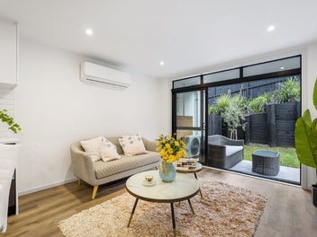 Private & sunny courtyard, limited release!