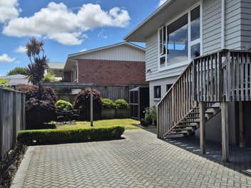 Image 1 of 25
