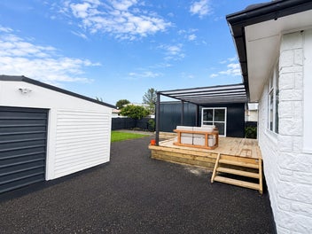 Fully Renovated With a Luxury Cabin