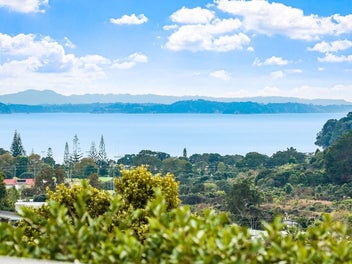 Sea Views, Sunshine & Room to Grow