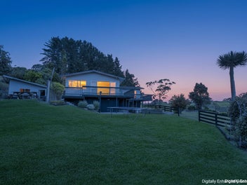 Elevated Living and Endless Views!