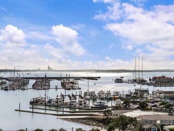 Panoramic St Marys Bay rare opportunity