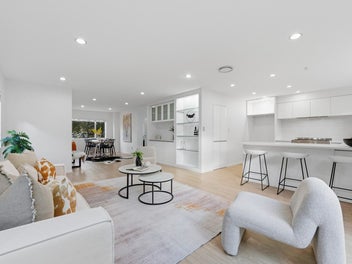 Spacious Family Home in Prime Albany