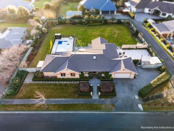 Luxury Living on Delamare Way