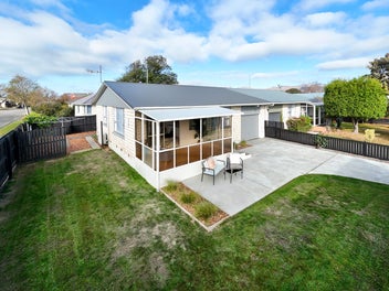 Fresh, Modern and Move-In Ready