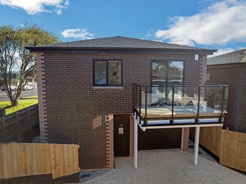 5 x 3 & 4 bedroom stand-alone homes!