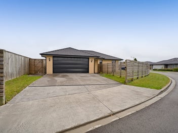 Modern Comfort, Low-Maintenance Living