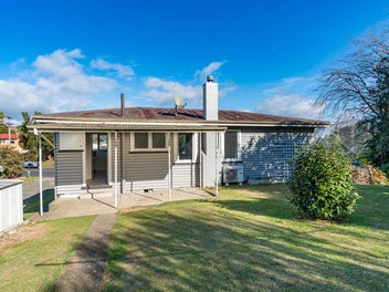 Image 1 of 20