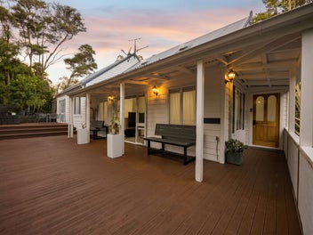 Private Hideaway | Easy Living