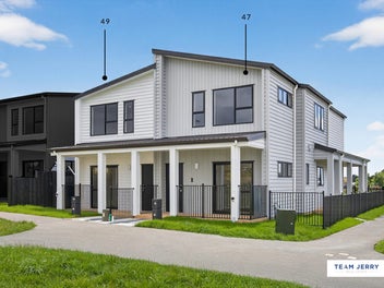 Highly Desirable & Stylish Modern Living