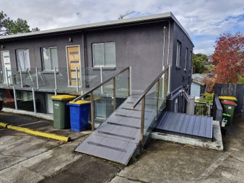 Image 1 of 10