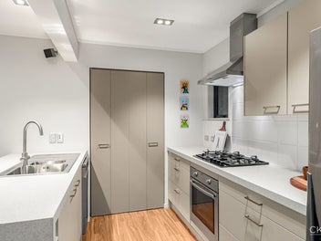 APARTMENT STYLE LIVING