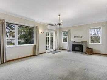 Estate Sale | Held for 36 Years | 1358m² Site