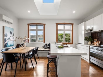 Gorgeous Bungalow with Bonus Space!