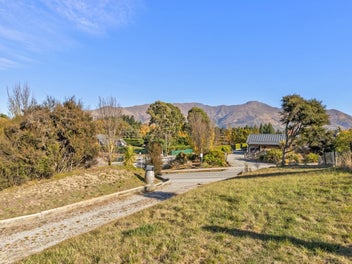 2,000 sq m Section - Build Your Wanaka Dream!