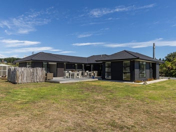 Luxury Living at the Beach!