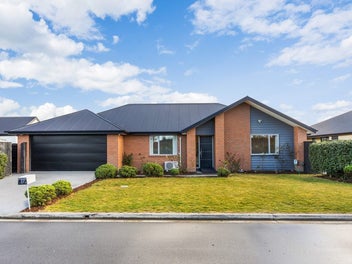 Prime Location, Prestigious Living, Park Views