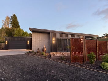 Tranquility and nature with Kaimai views