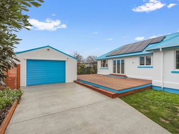Solar, Double Glazed & Renovated