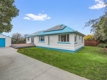 Solar, Double Glazed & Renovated