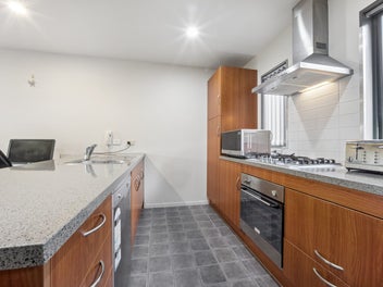 Contemporary Living in Central Avondale