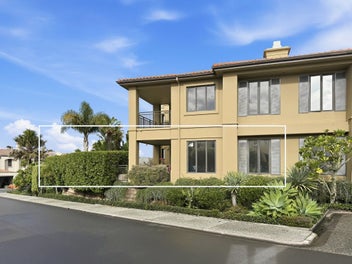 Ground Floor Sunny Spacious Garden Apartment