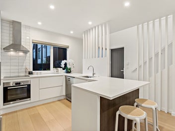 Modern Family Living in Point England
