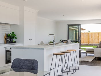 Fixed-Price Family Living in East Quarter