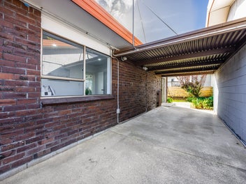 Fully Renovated 2-Bedroom Home in Papakura