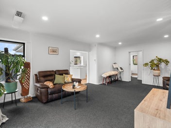 Beautiful Family Home in Sought-After Burnside!