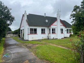Image 1 of 10