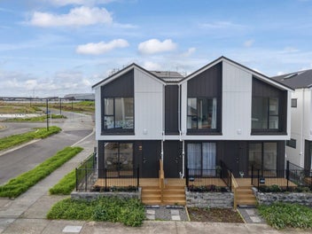 Stylish Brand New Townhouse - High Stud Design