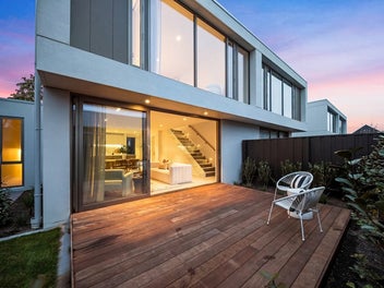 Executive Living in Merivale
