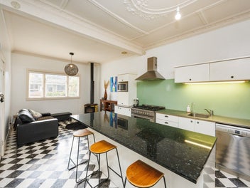 Character charm on 1012m2 in Terrace End