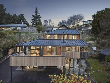 Private Oasis in Downtown Wanaka